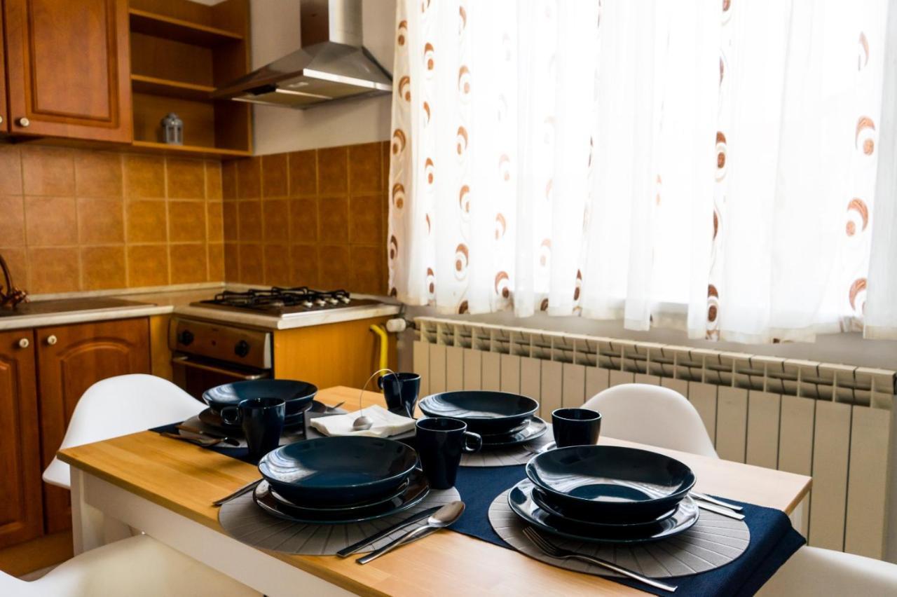 Glamour Ultracentral Apartment Oradea Ngoại thất bức ảnh